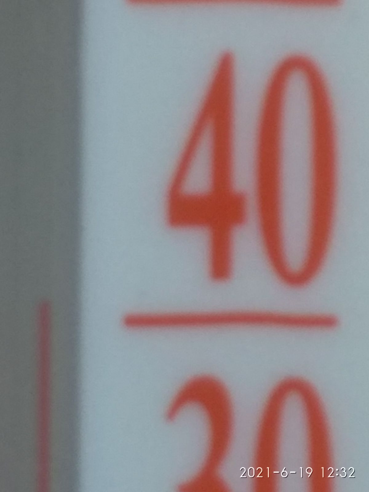 9456